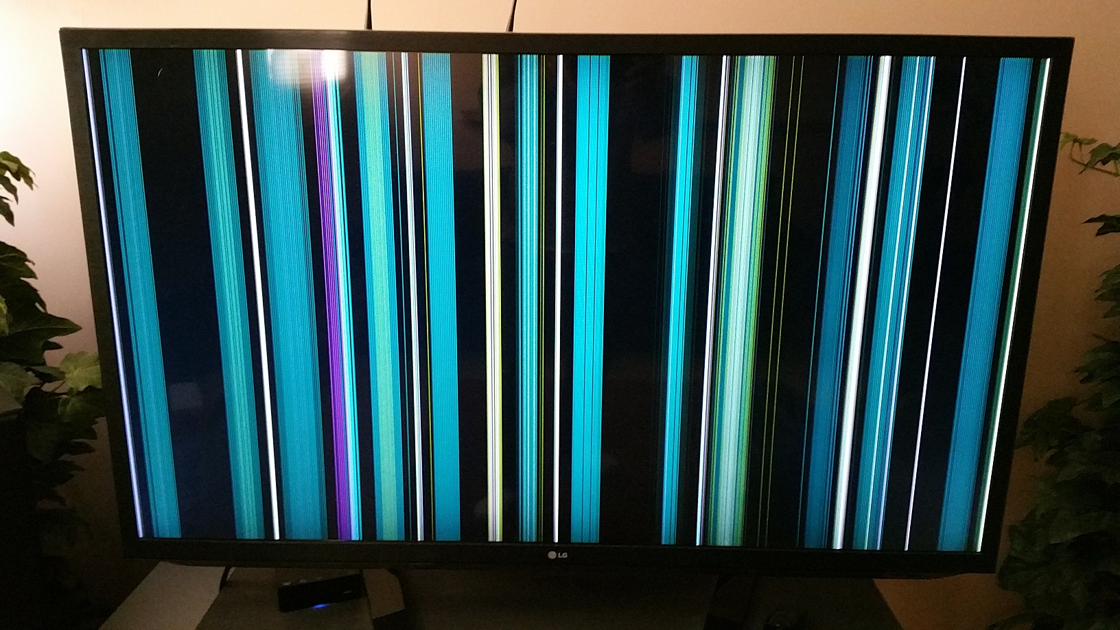 Damaged Screen TV, Cracked Screen TV, Recycle Program